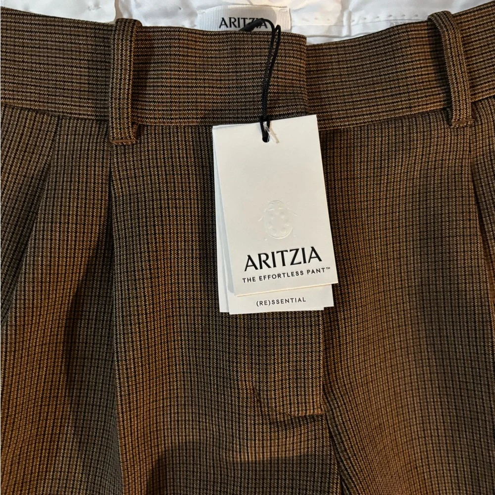 Aritzia Low-Rise the Effortless Pant (Re)ssential - Picture 3 of 11